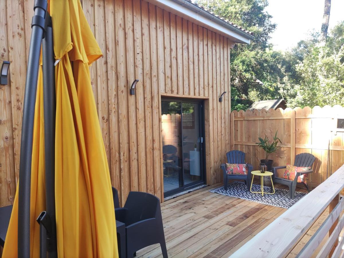 Lodge 2 Etoiles La Tete Dans Les Pins Les Pieds Dans L Eau Lacanau Exterior foto
